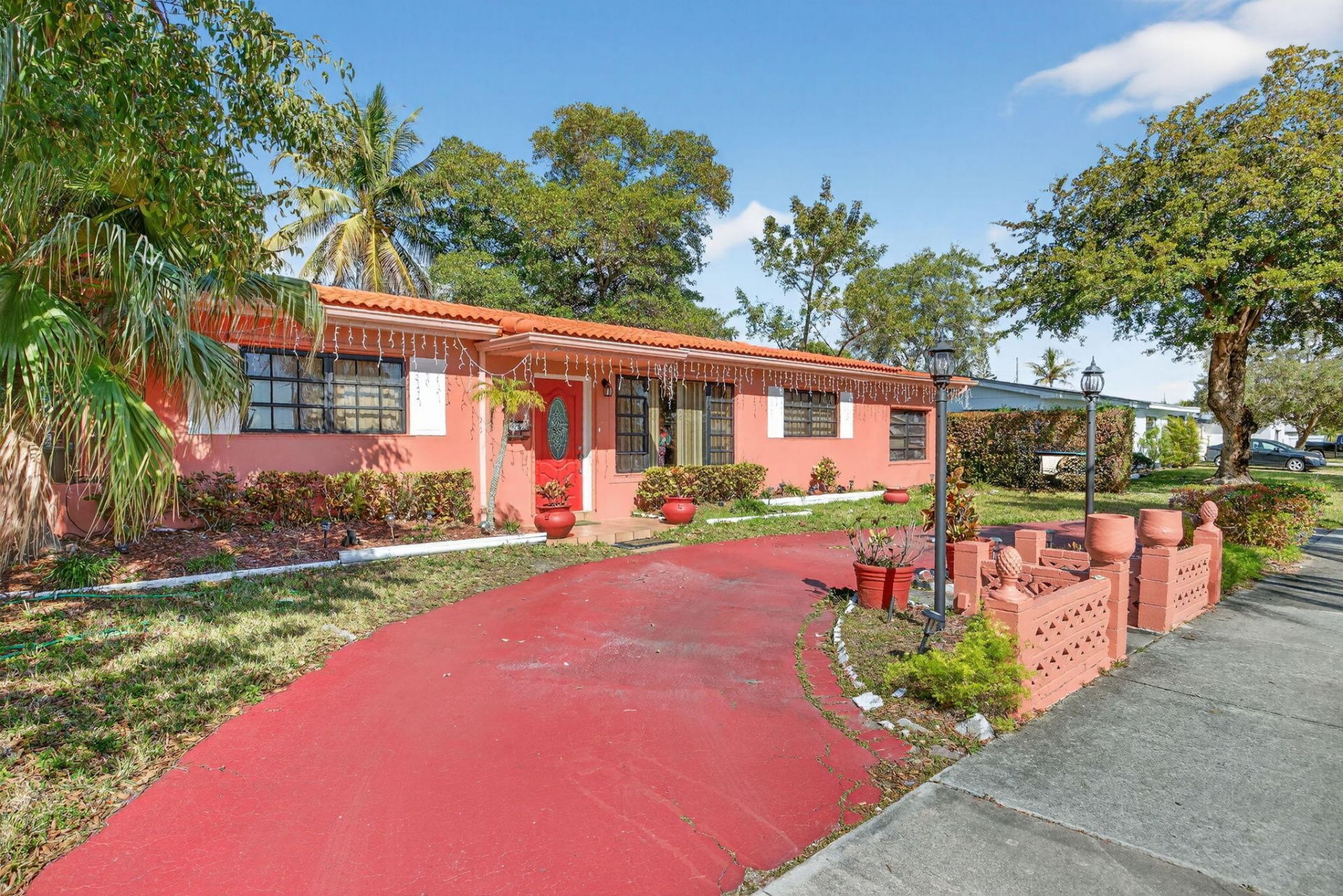 9281 Martinique Drive, Miami, FL 33189 Photo