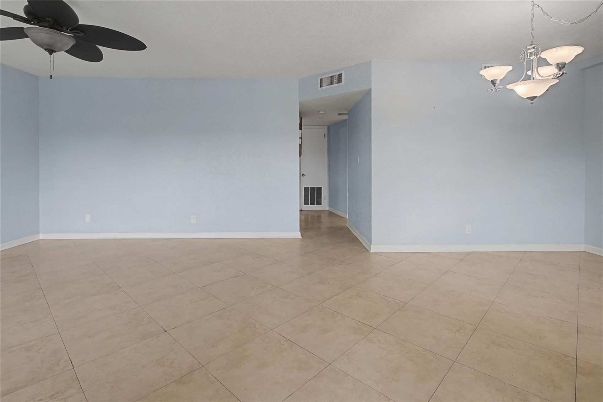 100 SE 6th Avenue, Unit 203, Pompano Beach, FL 33060 Photo