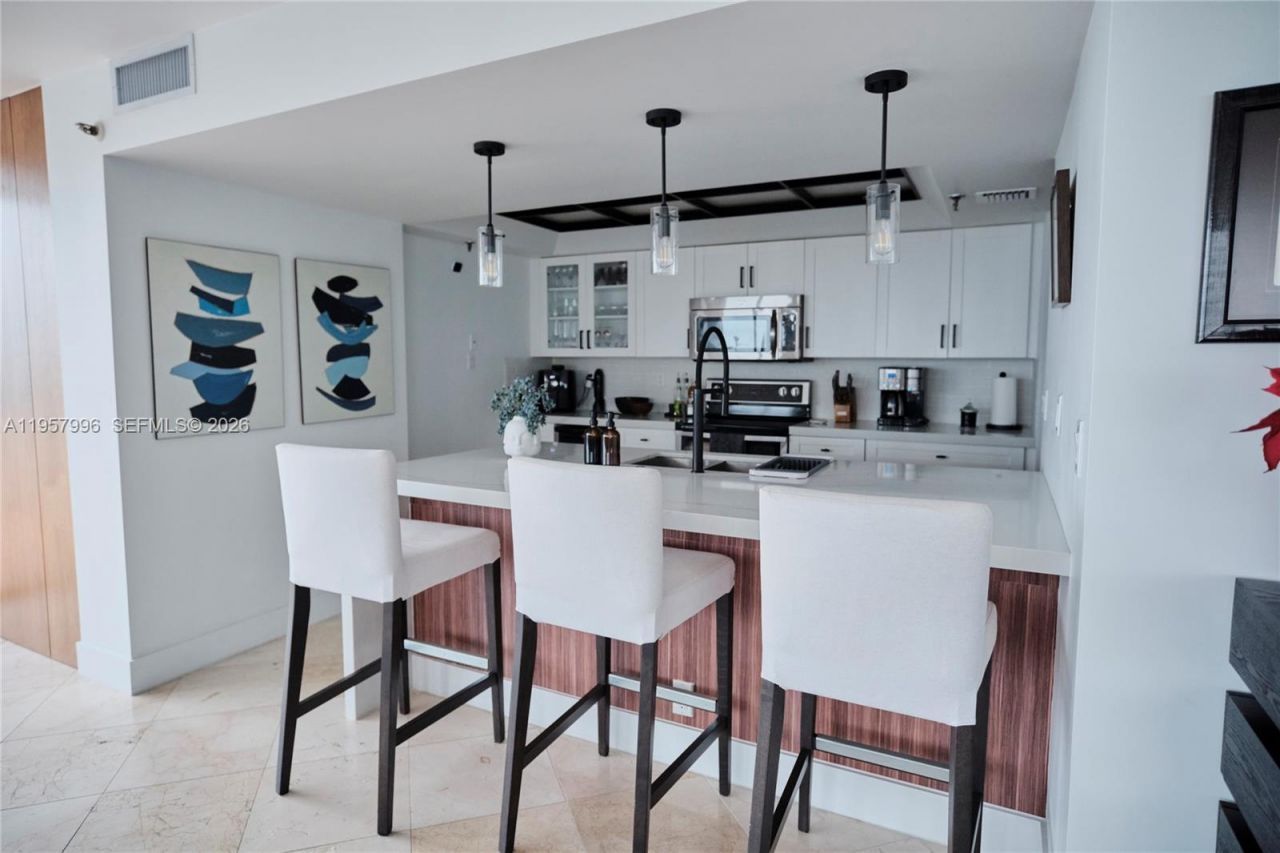 520 Brickell Key Dr, Unit A1904, Miami, FL 33131 Photo