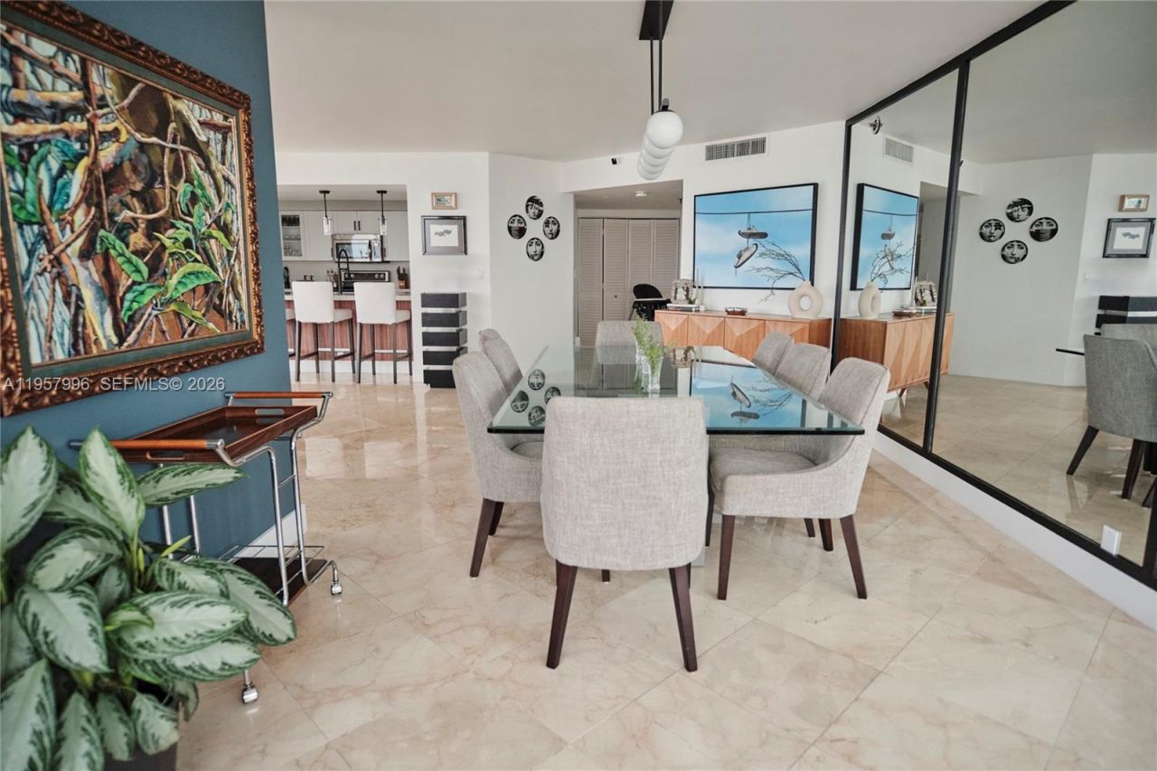 520 Brickell Key Dr, Unit A1904, Miami, FL 33131 Photo