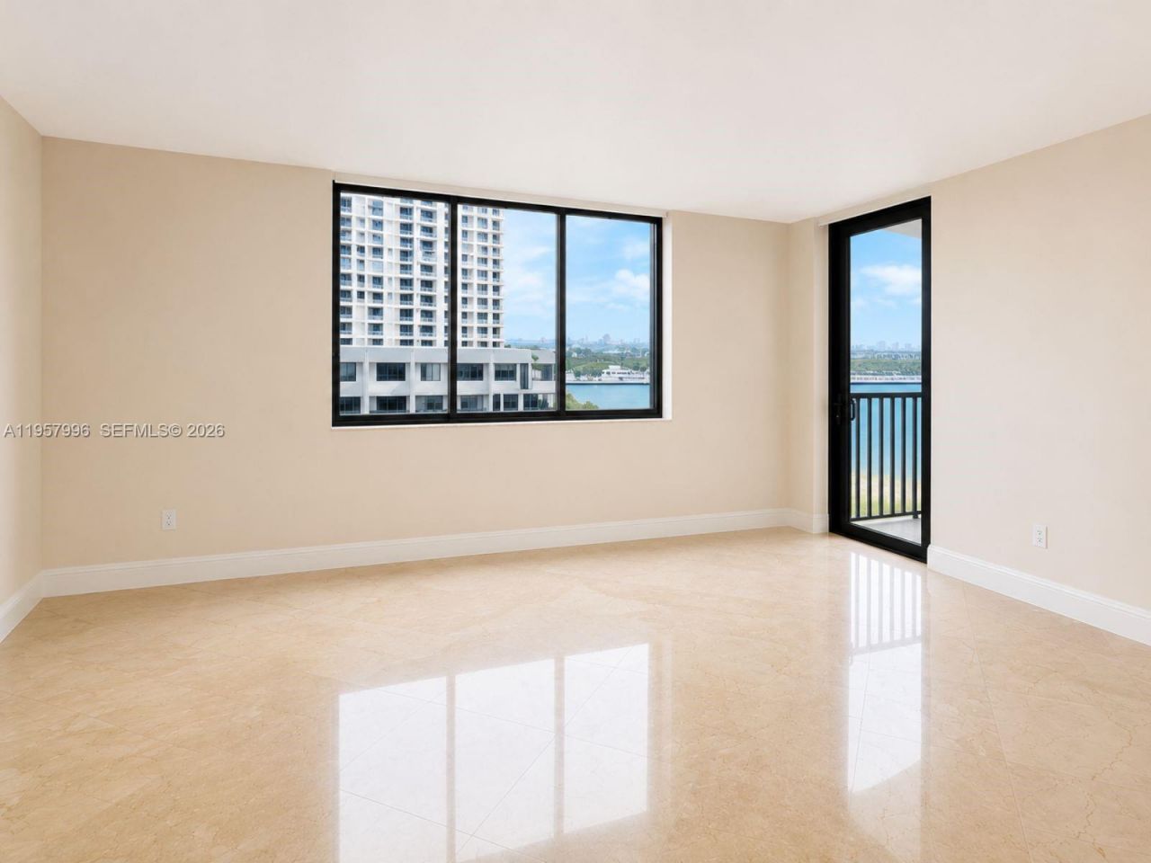 520 Brickell Key Dr, Unit A1904, Miami, FL 33131 Photo