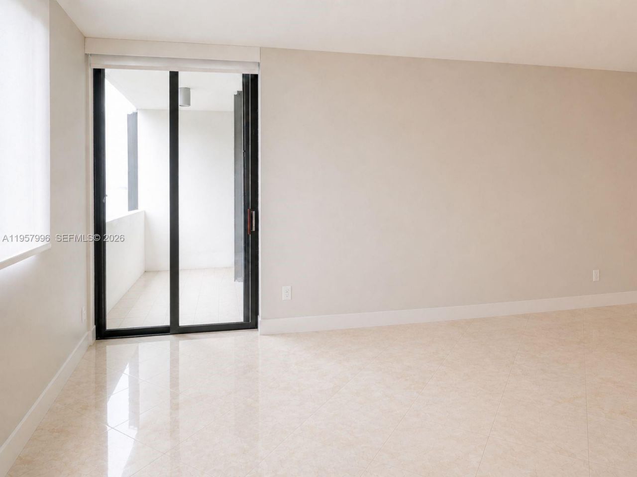 520 Brickell Key Dr, Unit A1904, Miami, FL 33131 Photo