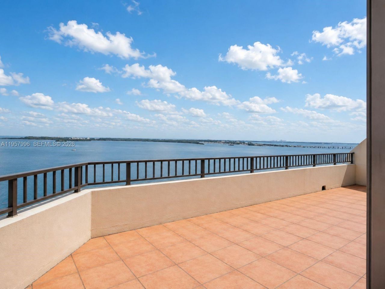 520 Brickell Key Dr, Unit A1904, Miami, FL 33131 Photo