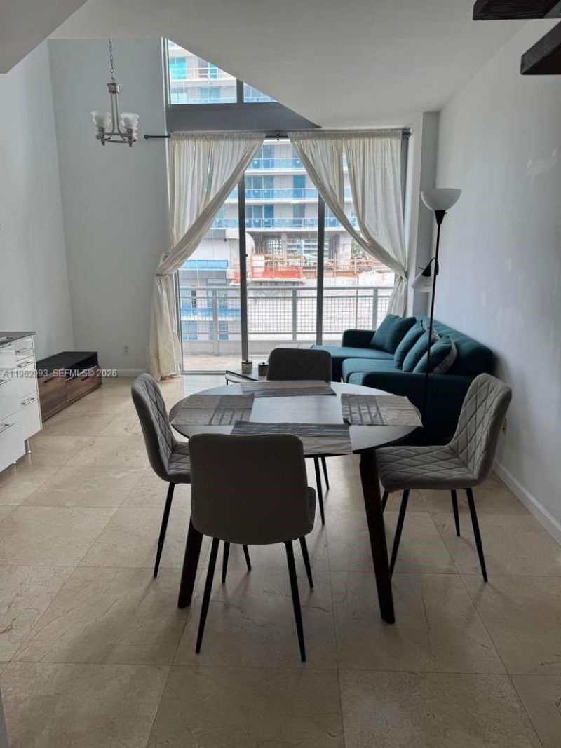 690 SW 1st Ct , Unit 1506, Miami, FL 33130 Photo