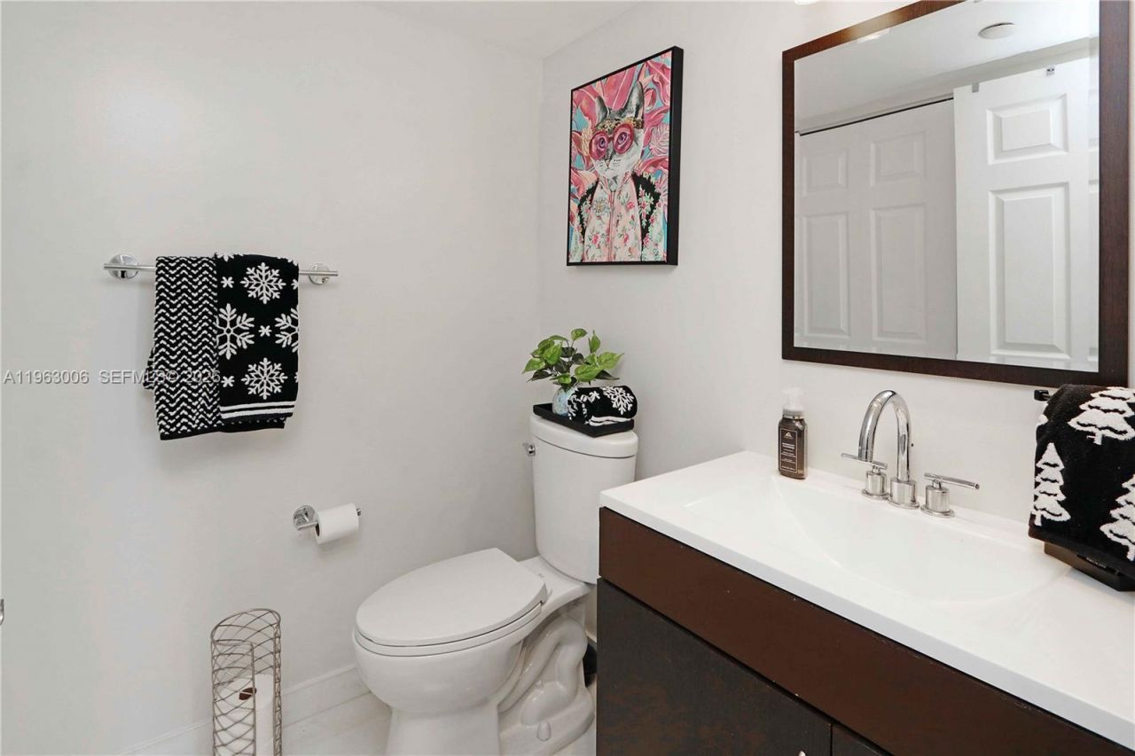 Please Call For Address, Unit 2402, Aventura, FL 33180 Photo