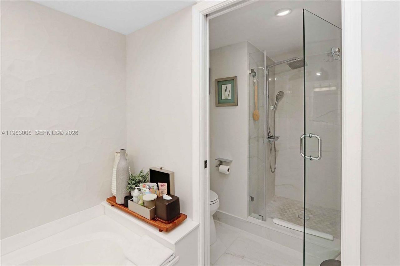 Please Call For Address, Unit 2402, Aventura, FL 33180 Photo