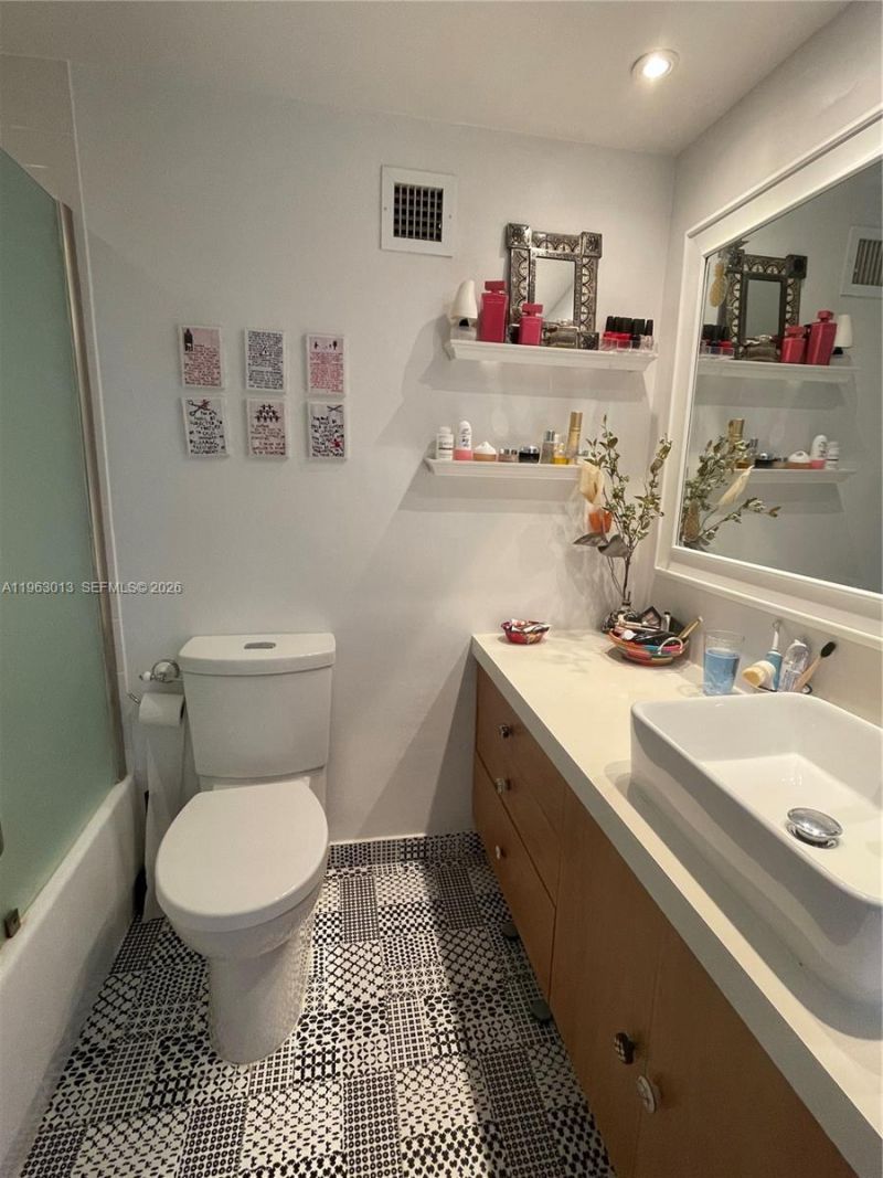 1200 West Ave , Unit 1418, Miami Beach, FL 33139 Photo