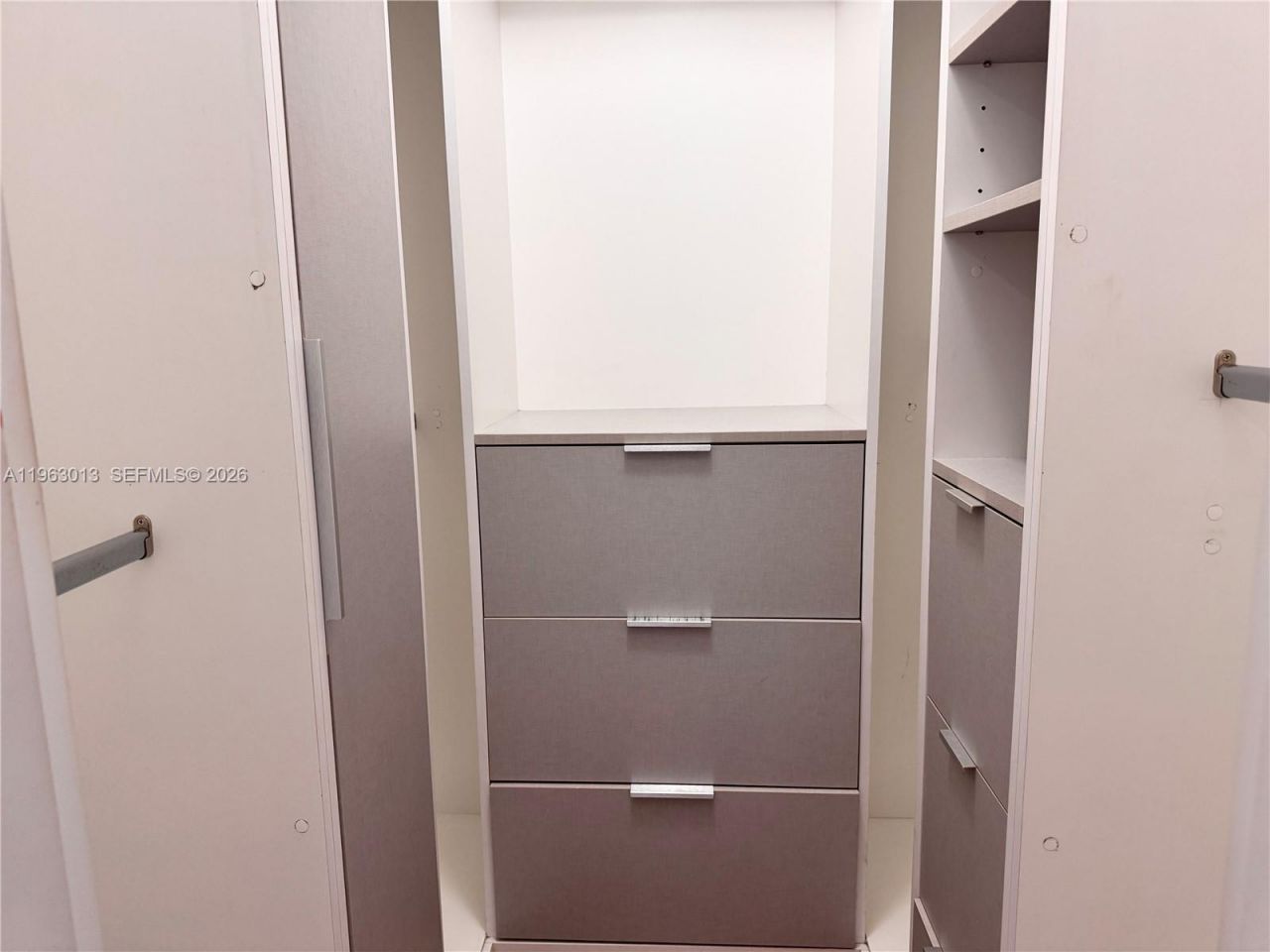 1200 West Ave, Unit 1418, Miami Beach, FL 33139 Photo