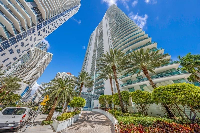 1331 Brickell Bay Dr, Unit 1602, Miami, FL 33131 Photo