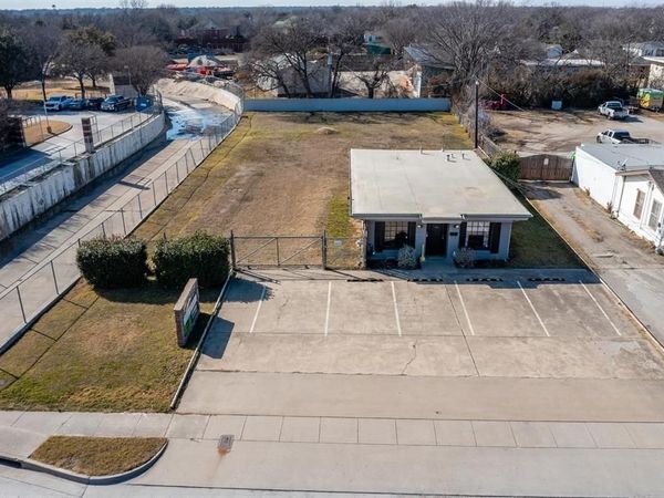 4005 Rufe Snow Drive , North Richland Hills, TX 76180