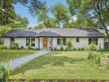 2715 Bonnywood Lane, Dallas, TX 75233