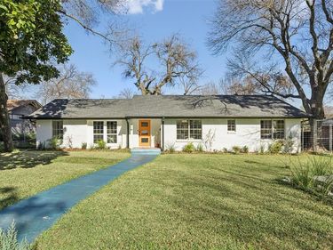 2715 Bonnywood Lane, Dallas, TX 75233