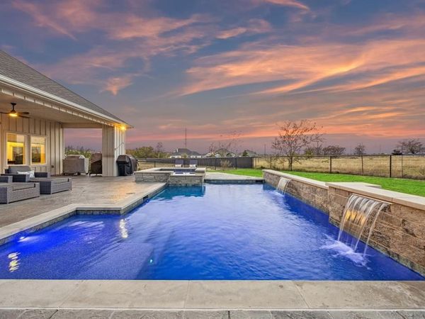 1318 Oliver Creek Lane, Justin, TX 76247
