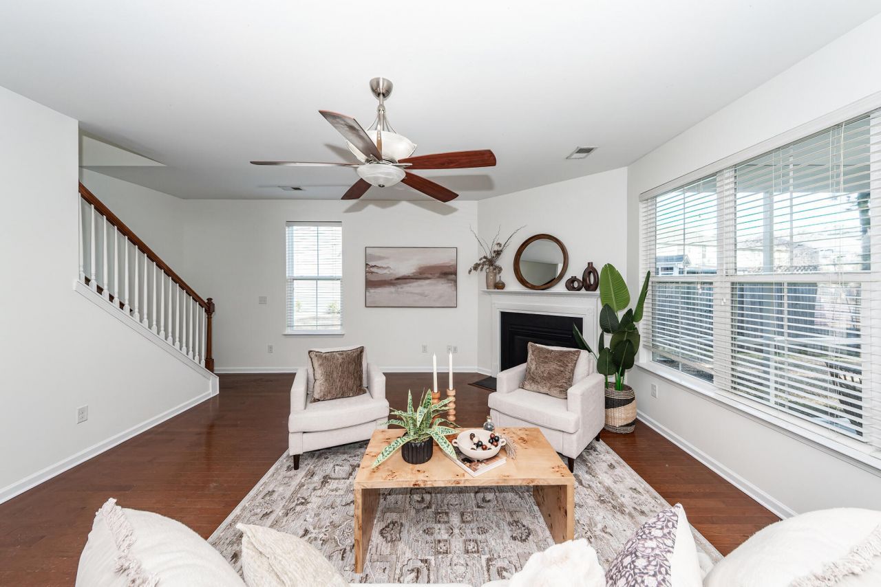 127 Glenspring Drive Photo 17