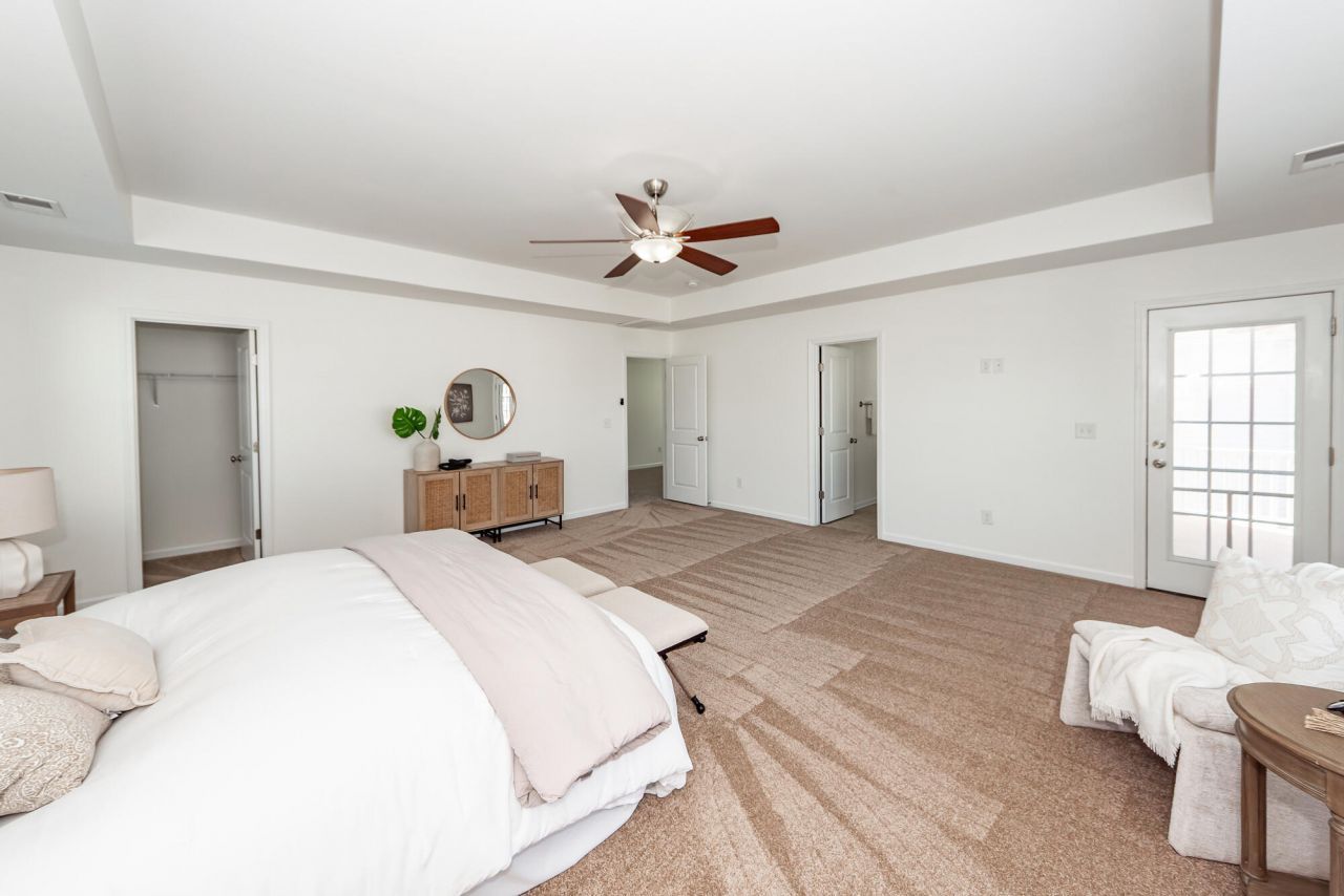 127 Glenspring Drive Photo 24