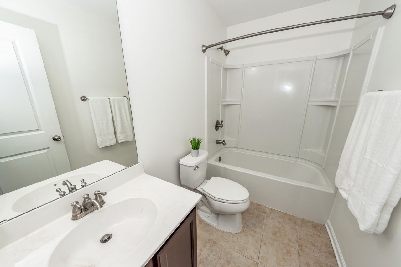 127 Glenspring Drive Photo 36