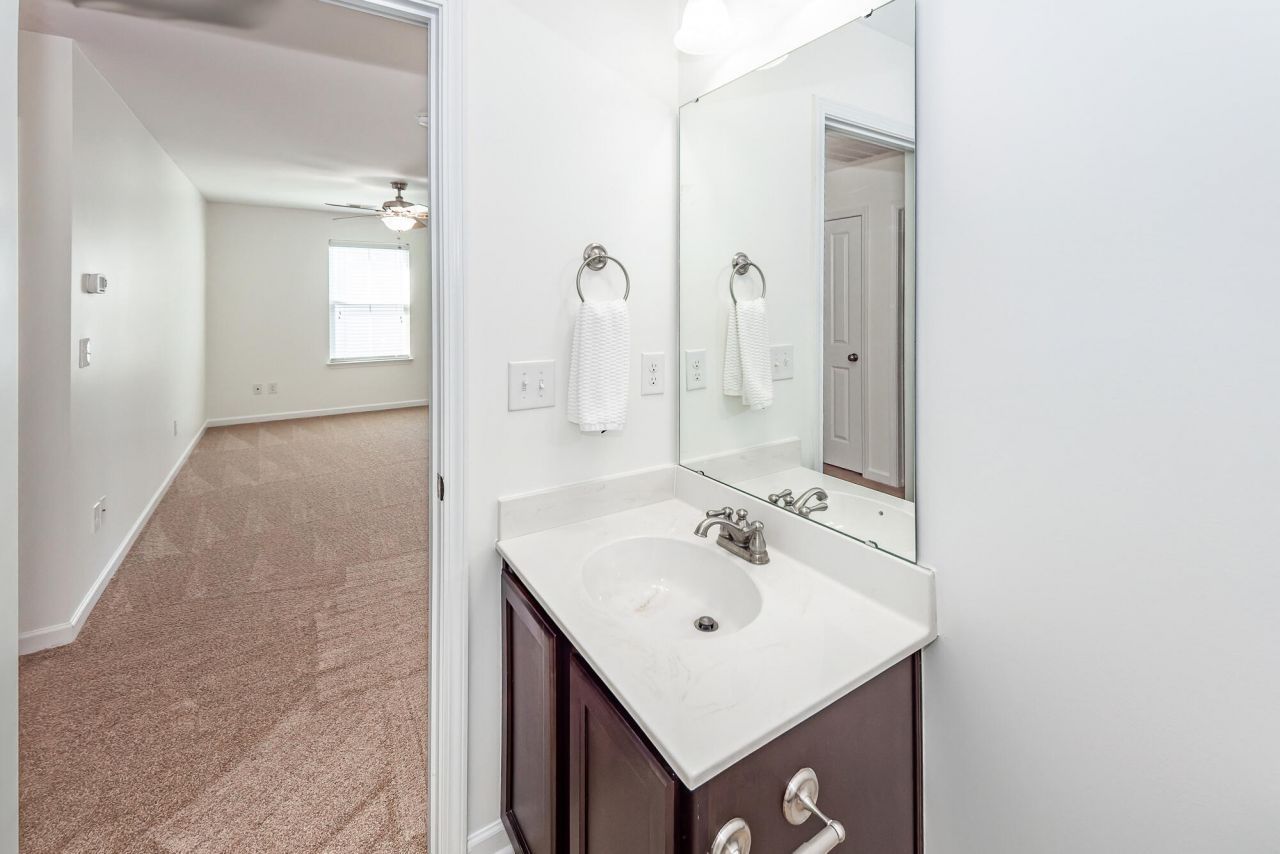 127 Glenspring Drive Photo 37