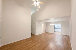 4860 Hearthside Drive photo 4