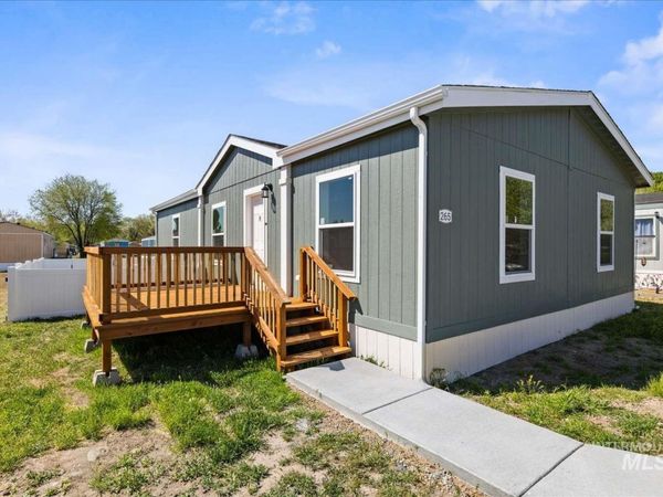 265 W 9th, Mountain Home, ID 83647