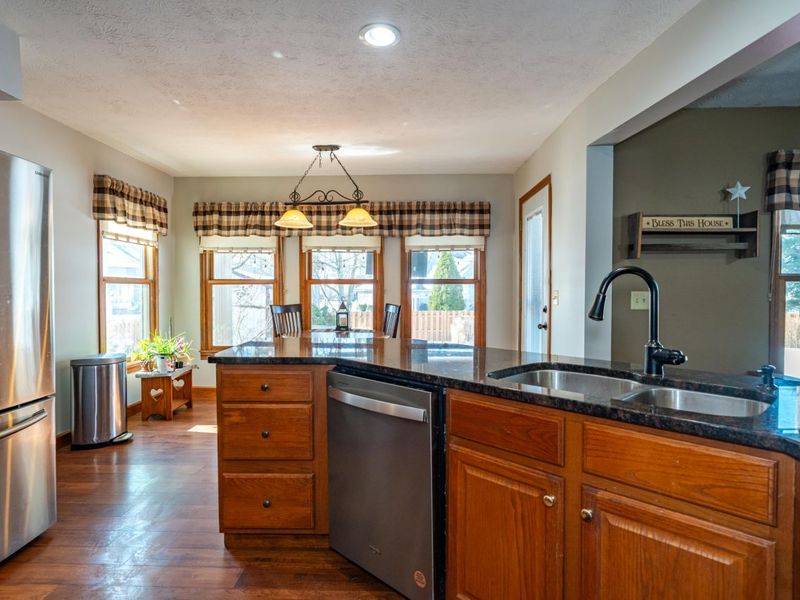 825 Chaucer Lane, Tipp City, OH 45371 Photo 20