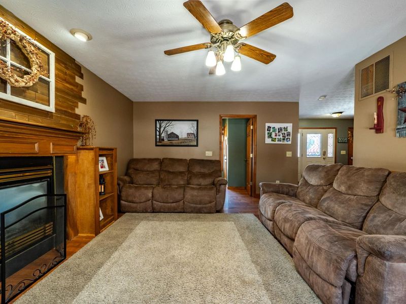 825 Chaucer Lane, Tipp City, OH 45371 Photo 28