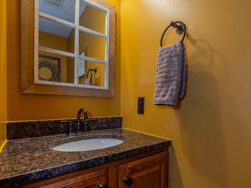 825 Chaucer Lane, Tipp City, OH 45371 Photo 32