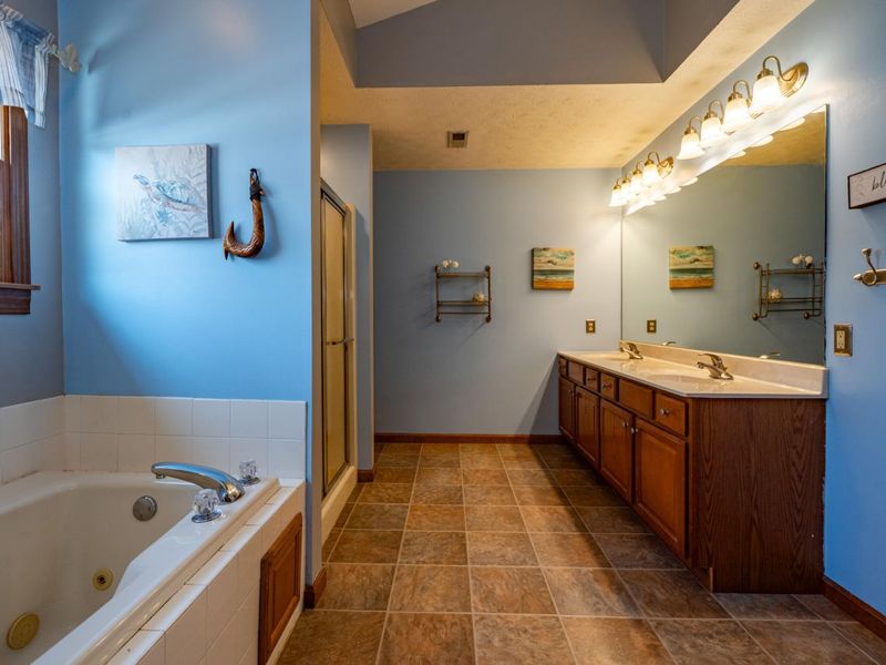 825 Chaucer Lane, Tipp City, OH 45371 Photo 38