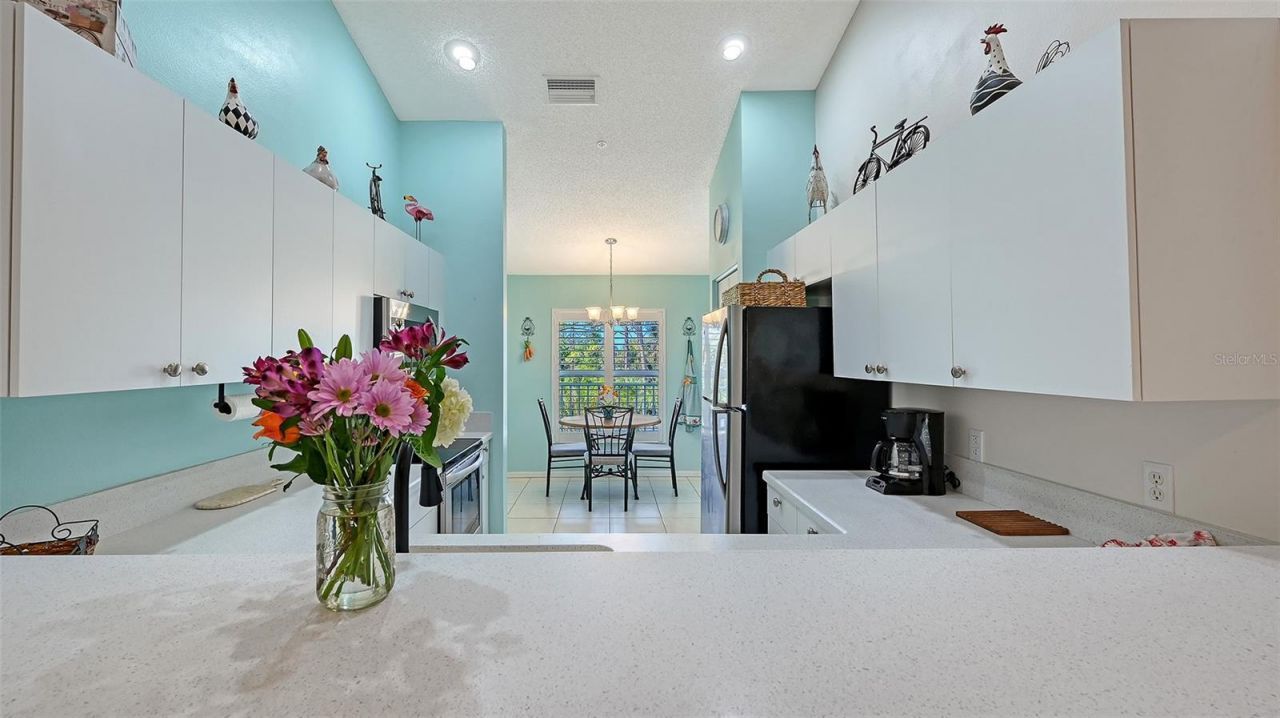 4655 Tower Hill Lane, Unit 2422, Sarasota, FL 34238 Photo