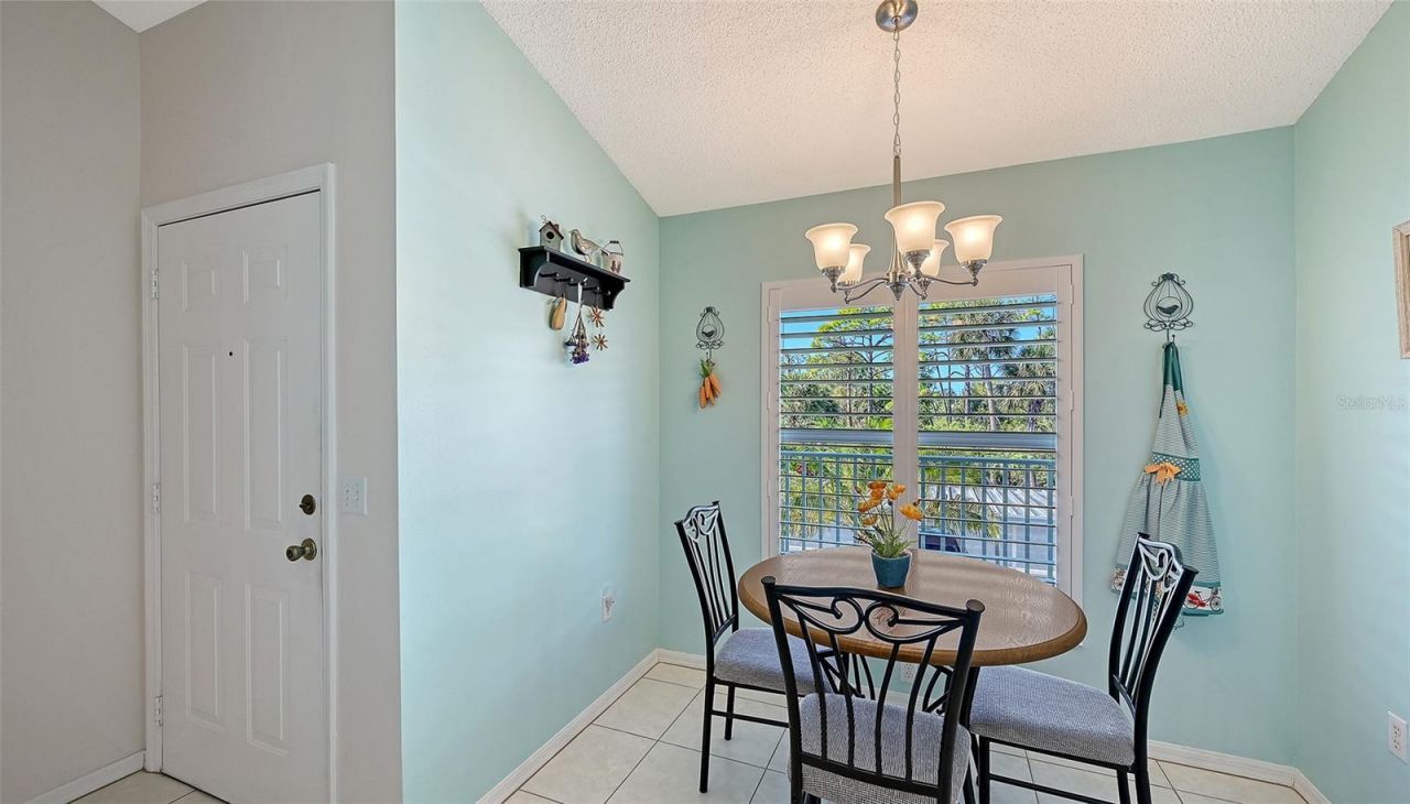 4655 Tower Hill Lane, Unit 2422, Sarasota, FL 34238 Photo