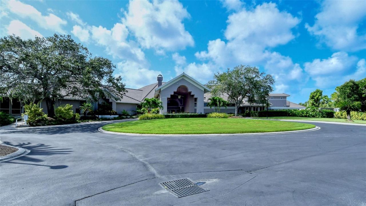 4655 Tower Hill Lane, Unit 2422, Sarasota, FL 34238 Photo