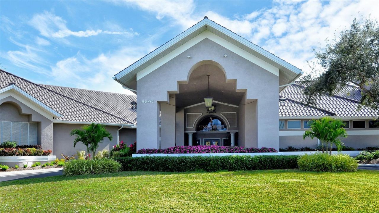 4655 Tower Hill Lane, Unit 2422, Sarasota, FL 34238 Photo
