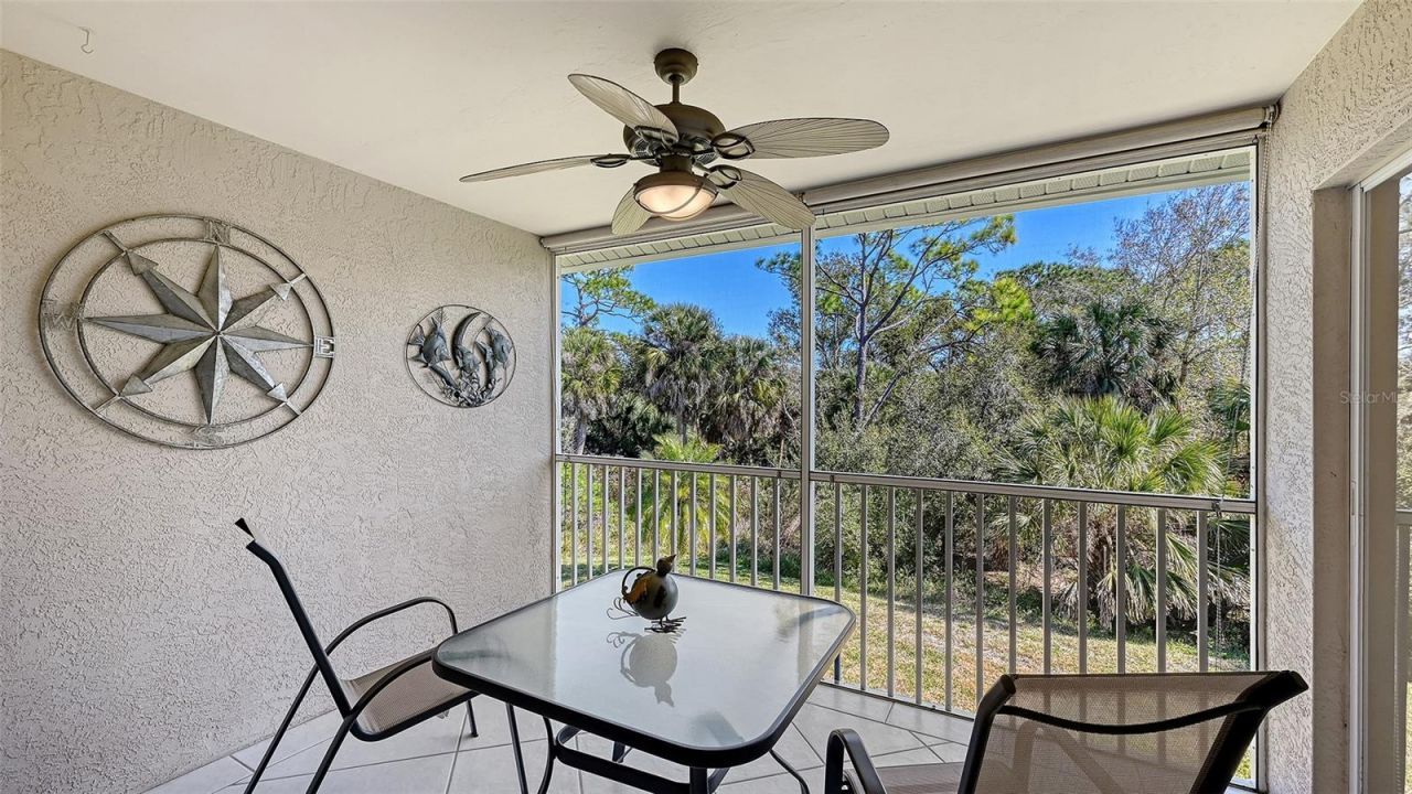 4655 Tower Hill Lane, Unit 2422, Sarasota, FL 34238 Photo