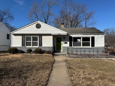 2604 S Northern Boulevard, Independence, MO 64052