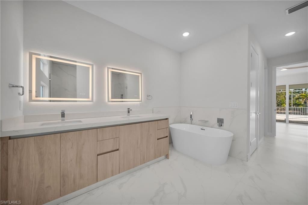 1430 SE 23rd St , Cape Coral, FL 33990 Photo