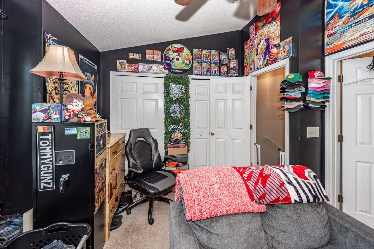 8097 Shadow Oak Drive Photo 22