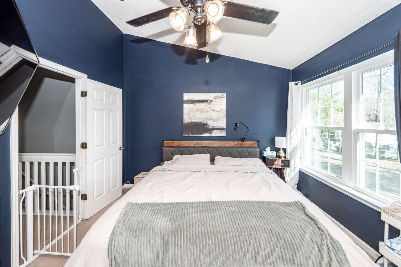 8097 Shadow Oak Drive Photo 27