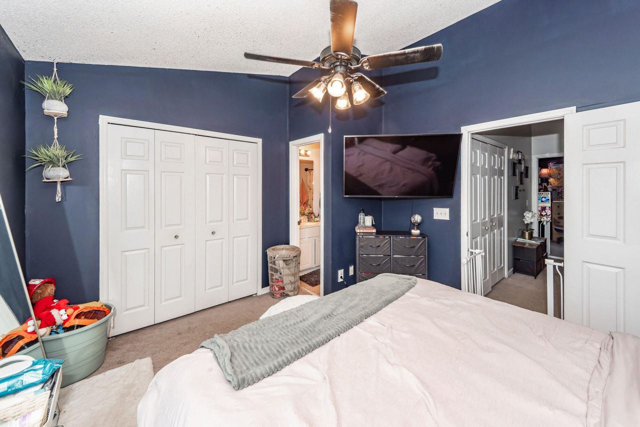 8097 Shadow Oak Drive Photo 28