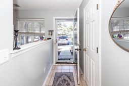 8097 Shadow Oak Drive photo 4