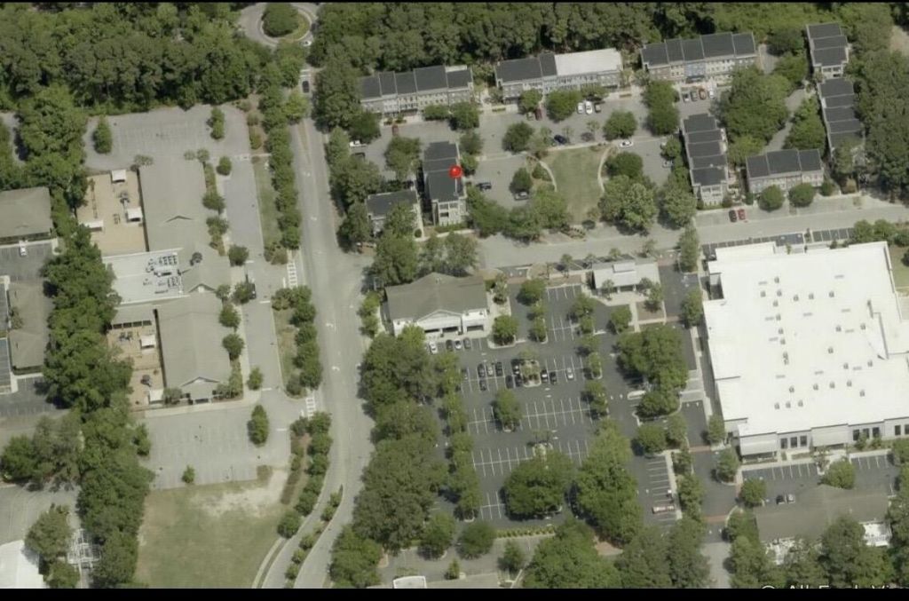 700 S Shelmore Boulevard Photo 2