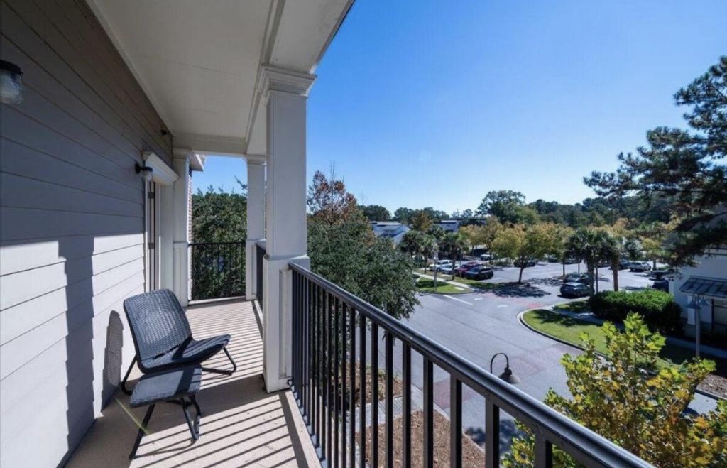 700 S Shelmore Boulevard Photo 42