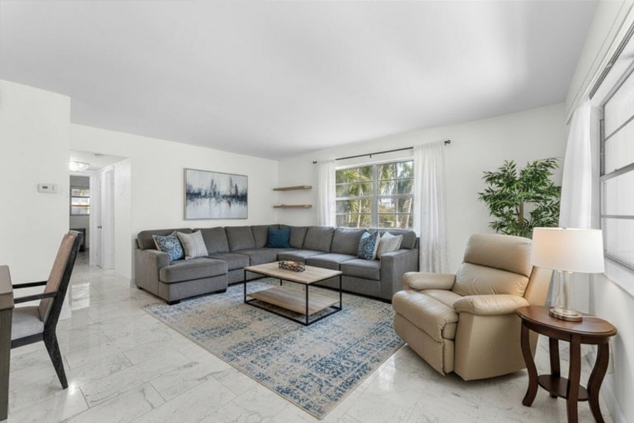 501 Blue Heron Drive, Unit 221-a, Hallandale Beach, FL 33009 Photo