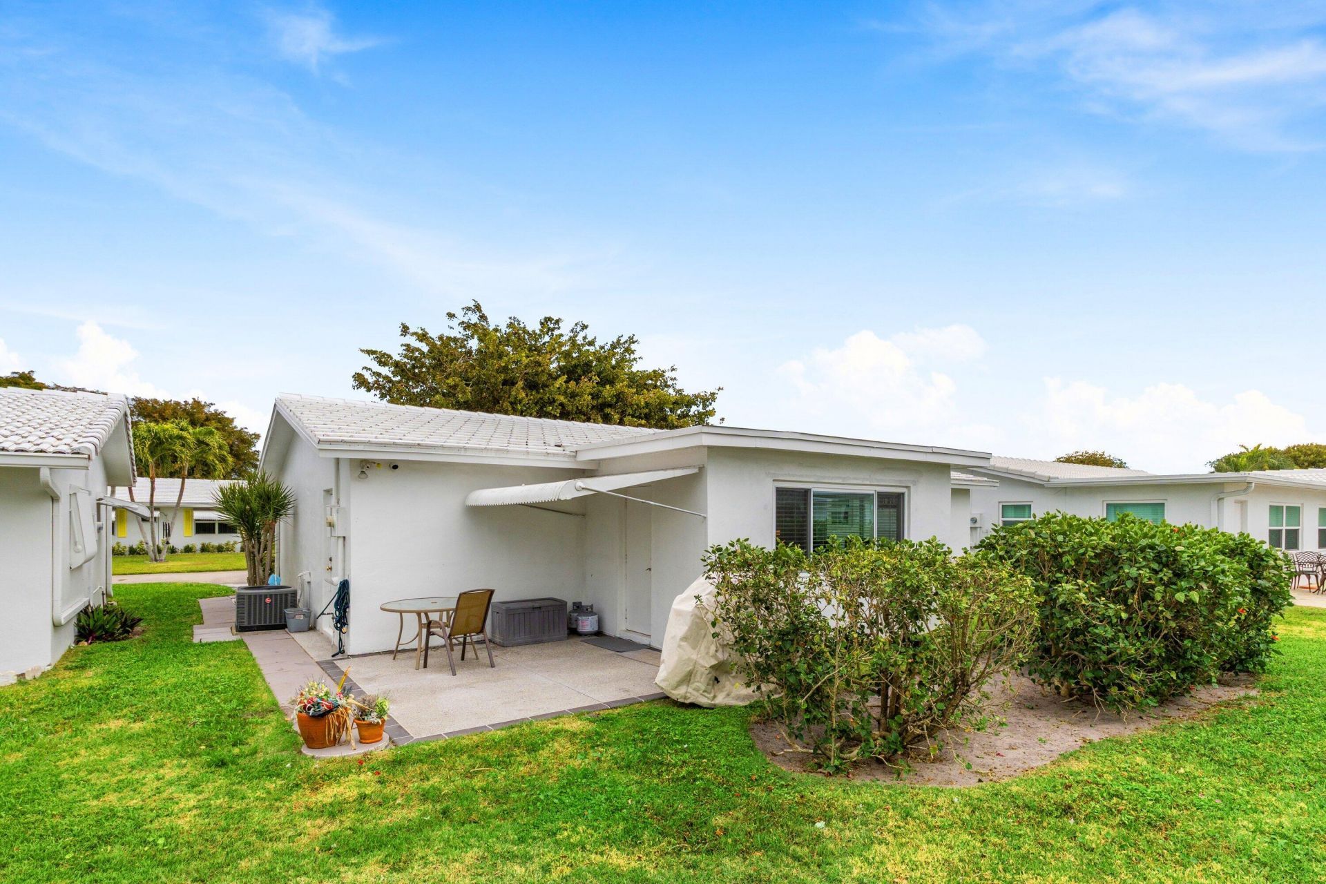 527 SW 16th Street, Boynton Beach, FL 33426 Photo