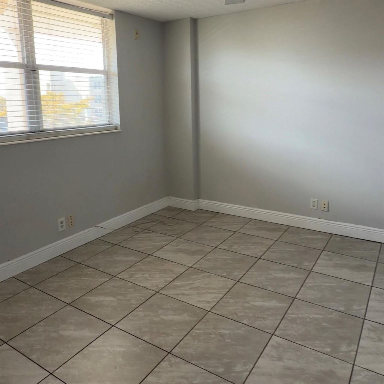 1731 SE 15th Street, Unit 503, Fort Lauderdale, FL 33316 Photo