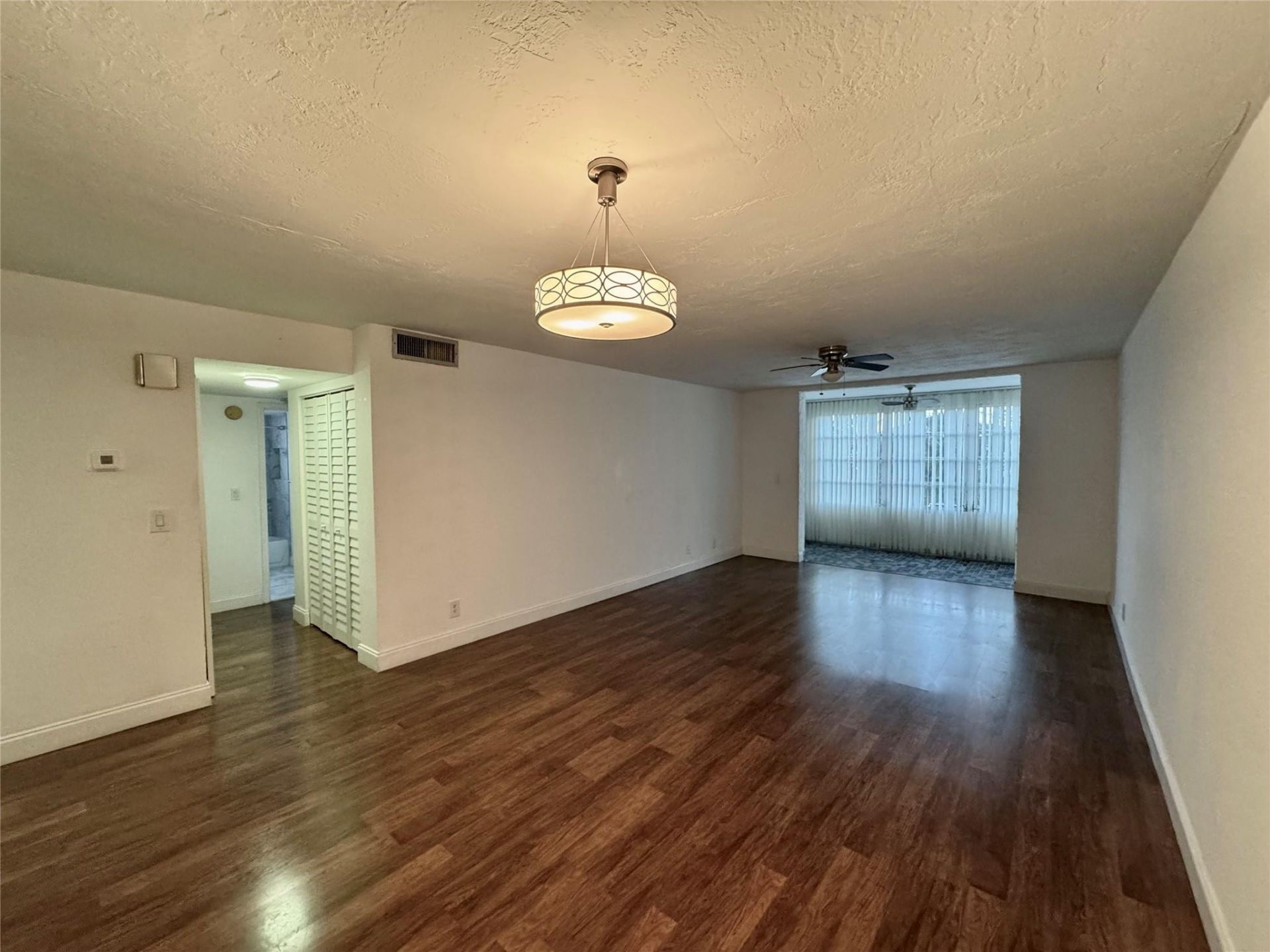 2821 Somerset Drive, Unit 216, Lauderdale Lakes, FL 33311 Photo