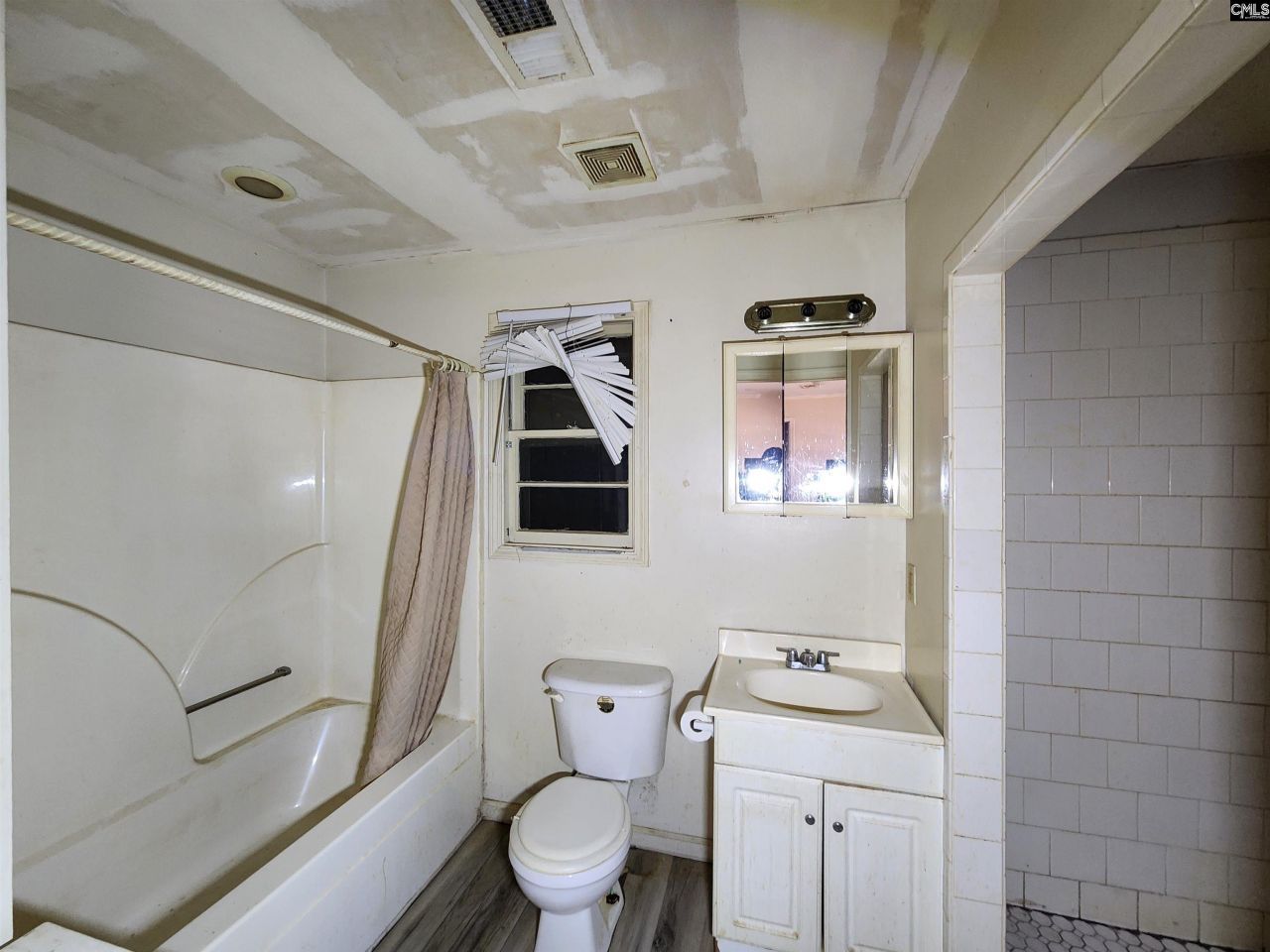 1004 Porter Street  Photo 31