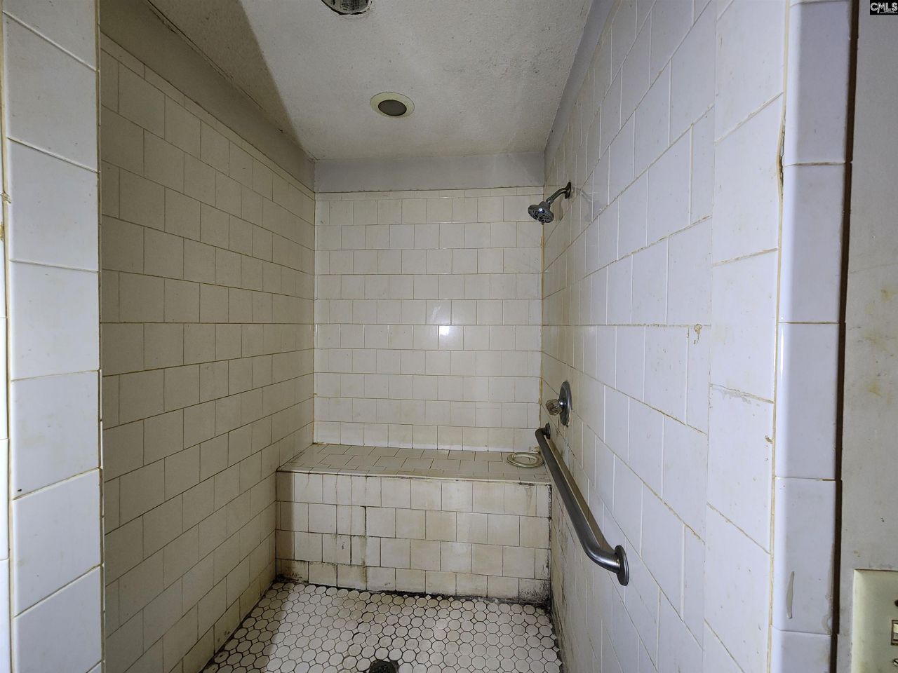 1004 Porter Street  Photo 32