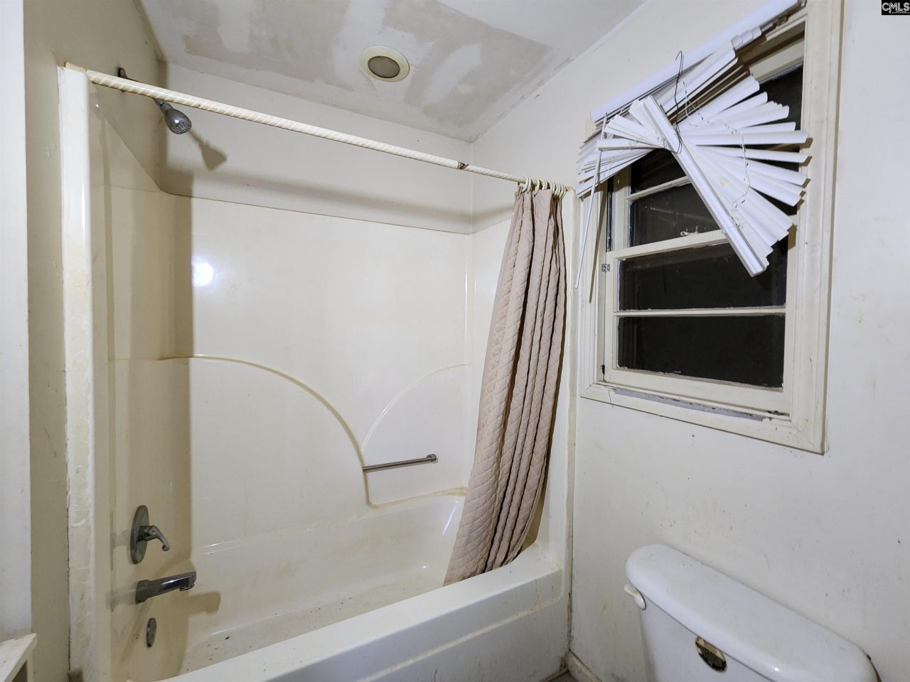 1004 Porter Street  Photo 33