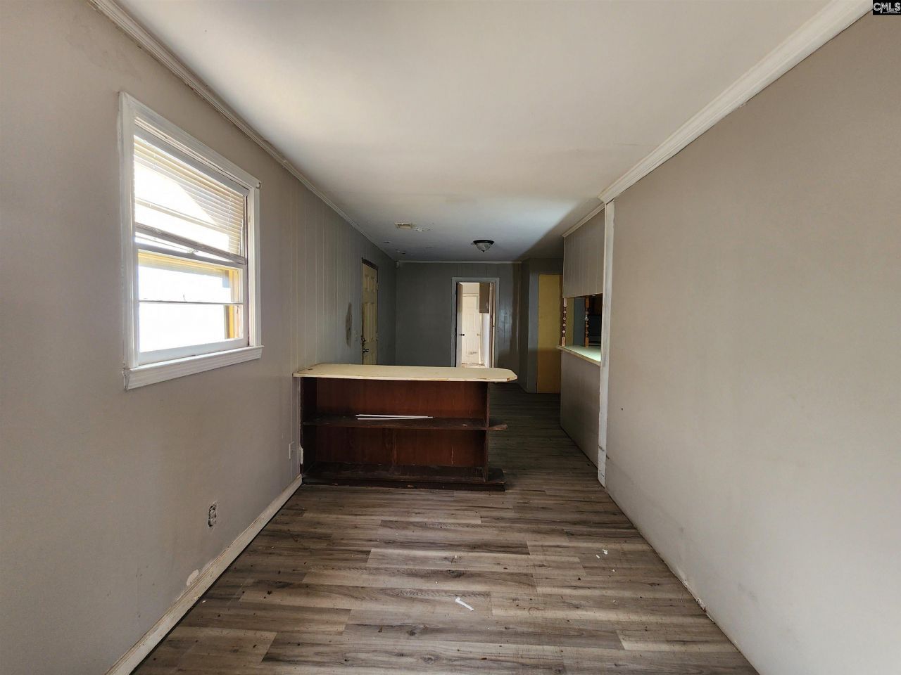 1004 Porter Street  Photo 6