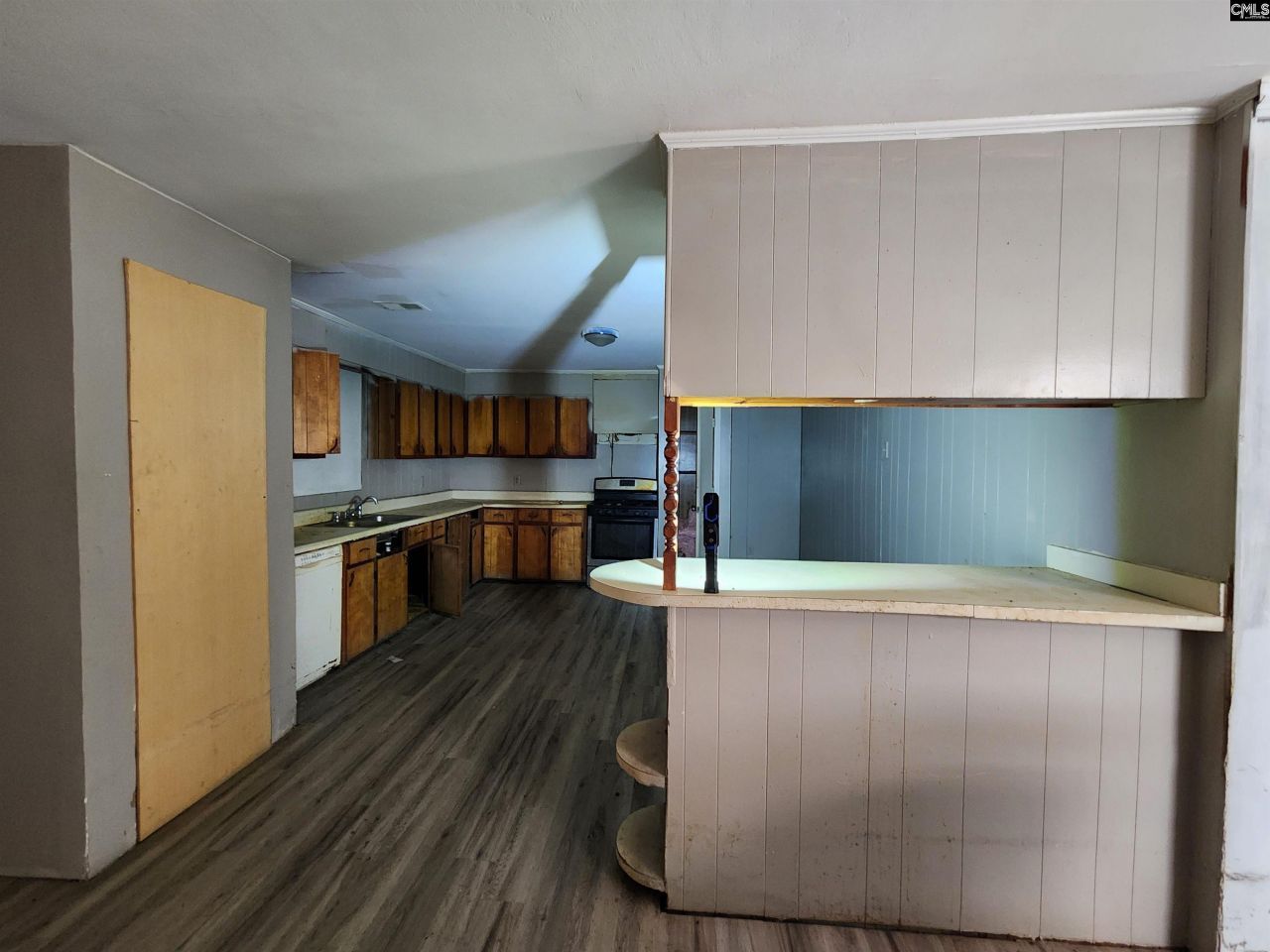 1004 Porter Street  Photo 8