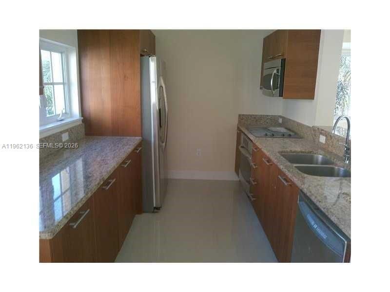 18402 NE 27 Ct , Unit 124, Aventura, FL 33160 Photo